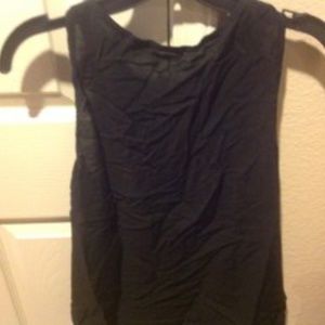 Honey Punch Black Slight Halter Sleeveless with Front Zipper. Blouse Size: 10 (M